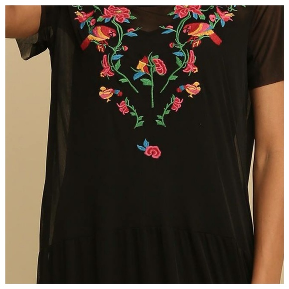 Embroidered Maxi Dress - Picture 2 of 3